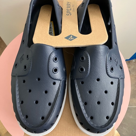 Sperry A/O Float Boat Shoes - Picture 7 of 11